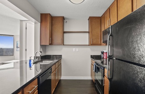 Downtown Minneapolis Appartement | 23rd Floor Sky Suite Downtown Pool/Gym/Parking