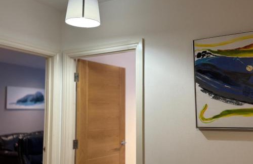 Birmingham City Centre Appartement | 24-7 Secured City Centre Apartments with Free Underground Parking and WiFi