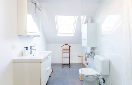 Sint-Jans-Molenbeek Station Balnéaire | 240 m² Chambre privée ∙ 1 chambre ∙ 1 personne