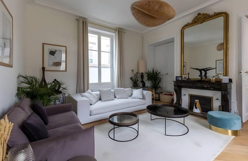 Flore Villa | 245 m² Villa ∙ 4 chambres ∙ 9 personnes