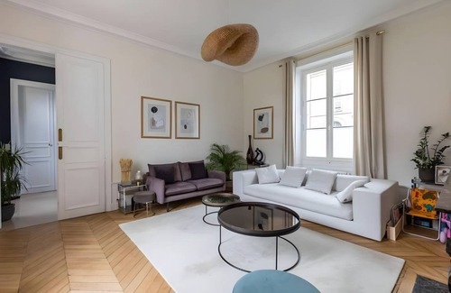 Flore Villa | 245 m² Villa ∙ 4 chambres ∙ 9 personnes