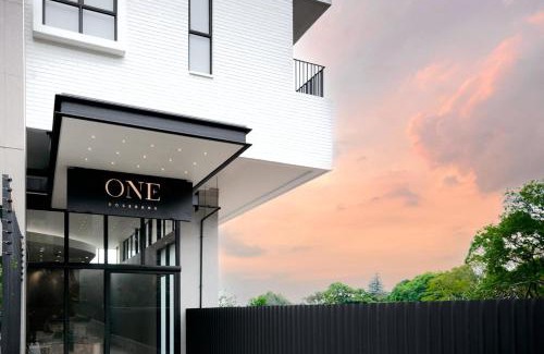 Kareeberg Appartement | 246 at 1ROSEBANK Executive Apartment