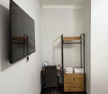 Newport Maison | 247 Serviced Rooms Self catering