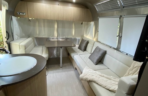 Vashon Island Maison | 25' Airstream in the Forest with Sound View - Dry Camping