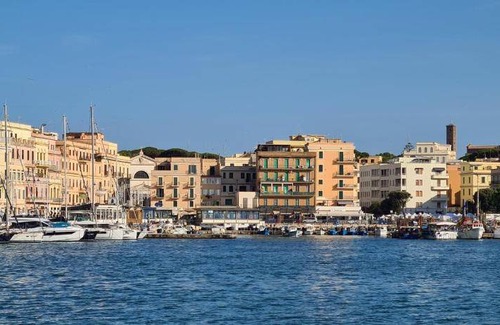 Anzio Lit Et Petit-Déjeuner | 25 m² Chambre d'hôtes ∙ 4 personnes