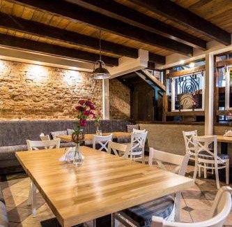 Lomza Lit Et Petit-Déjeuner | 25 m² Chambre d'hôtes ∙ 3 personnes