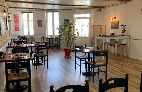 Mirambeau Hôtel | 25 m² Hôtel ∙ 4 personnes
