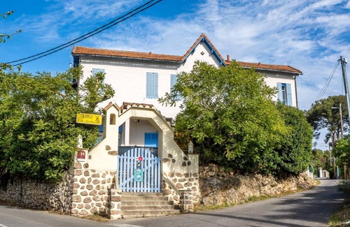 Allauch Hôtel | 25 m² Hôtel ∙ 5 personnes