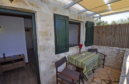 Mpogdanatika Cabine | 25 m² Chalet ∙ 1 chambre ∙ 4 personnes