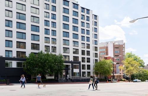 West End Appartement | 2500 Penn, a Placemakr Experience