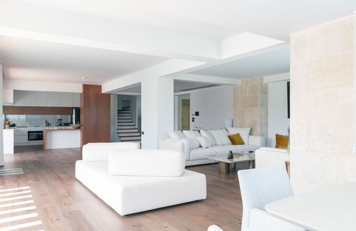Agia Marina Villa | 250m2 pool, Daily Housekeeping, Spa, 300m to beach and Shops: by etouri