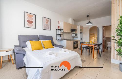 Patio Appartement | #253 Fernando Pessoa 28 by Home Holidays