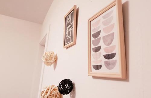 Elmshorn Appartement | 25mn to HH-2BR Kitchen&Netflix