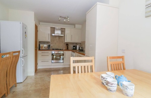 Stalham Maison | 26 BURTONS MILL, family friendly, with a garden in Stalham