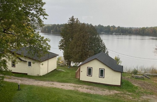 Alban Station Balnéaire | 26 French River Rooms