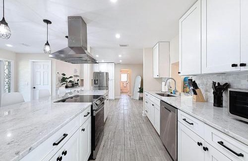 Barrington Hills Maison | 2631 Cedarglen Drive