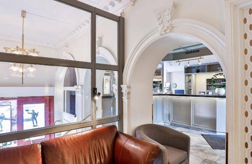 Centrum Hôtel | 27 m² Hôtel ∙ 127 personnes