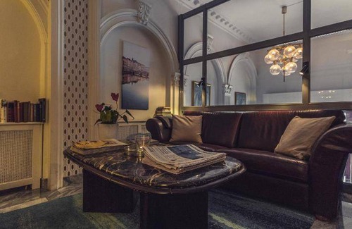 Centrum Hôtel | 27 m² Hôtel ∙ 127 personnes