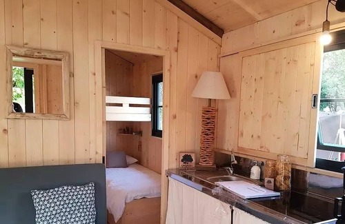Neuveglise-sur-Truyere Maison | 27 m² Mobil-home ∙ 2 chambres ∙ 4 personnes
