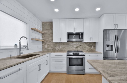 Lighthouse Point Maison | 2741 Managed by Brampton Park