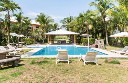 Playa Hermosa Maison | #28 Beach Bungalow