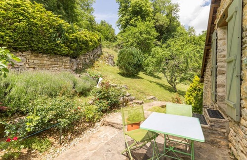 Chaudenay-le-Chateau Hôtel | 28 m² Hôtel ∙ 1 chambre ∙ 1 personne