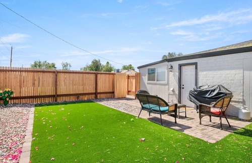 Villa Potrero Maison | 2869 Guesthouse · Midtown Phx 2 bd Home - 5 Mins from Airport