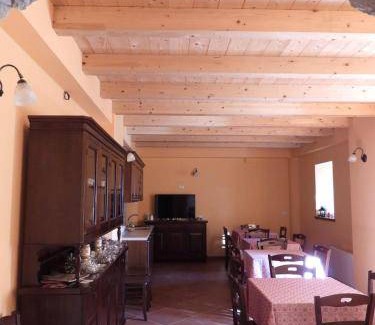 Duronia Lit Et Petit-Déjeuner | 29 m² Chambre d'hôtes ∙ 4 personnes