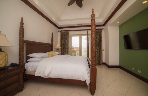 Herradura Copropriété | 297 m² Appartement en copropriété ∙ 3 chambres ∙ 8 personnes