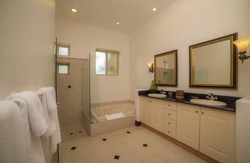 Herradura Copropriété | 297 m² Appartement en copropriété ∙ 3 chambres ∙ 8 personnes