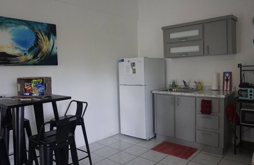 Maleza Baja Maison | 2B - Breezy 1bdrm by Crashboat beach, sleeps 3