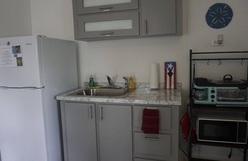 Maleza Baja Maison | 2B - Breezy 1bdrm by Crashboat beach, sleeps 3