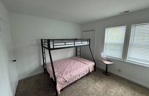 North End Appartement | 2bd / 1ba Beach Apartment, perfect for families or groups!