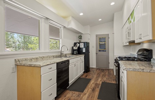 Flagstaff Maison | Mt Charmer-near NAU, Downtown, Trails, & Hwy to Canyon