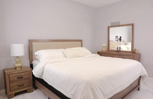 Alamo Appartement | 2Bd Modern Home In Gated Community