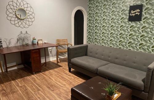 Harbor Appartement | 2bed 1bath close to downtown LB, LA and OC.