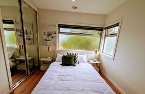 Tullamarine Maison | 2bed 2bath close to melb airportnn