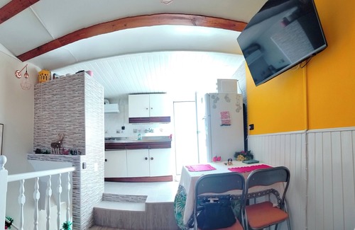 Fuenmayor Maison | 2Bed Traditional Apt - Private Balcony - Fuenmayor