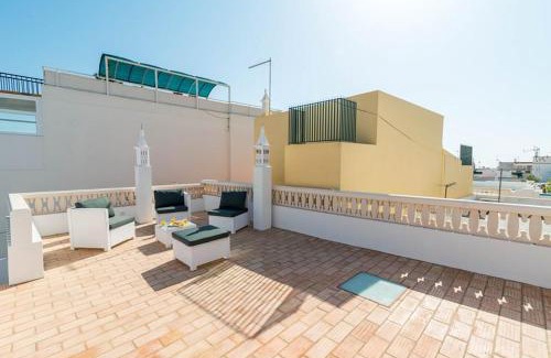 Fuseta Maison | 2bedroom house cozy typical restored single storey 5 min from the Fuseta Beach