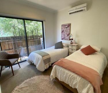 Pascoe Vale South Appartement | 2Bedroom Tranquil Townhouse CLOSE TO CITY & AIRPORT