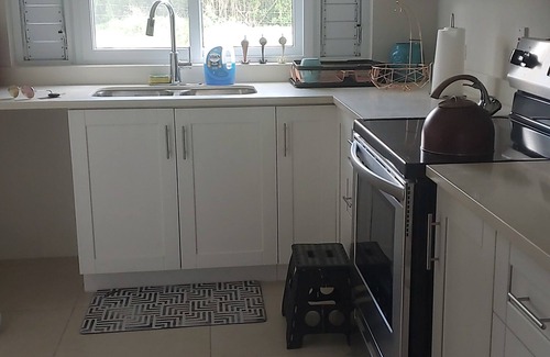 St. Ann's Bay Appartement | 2bedrooms apartment in cozy Fern Court