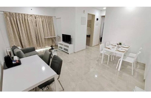 Hiranandani Gardens Appartement | 2BHK service apartment Andheri