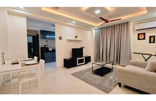 Hiranandani Gardens Appartement | 2bhk serviced apartment at powai