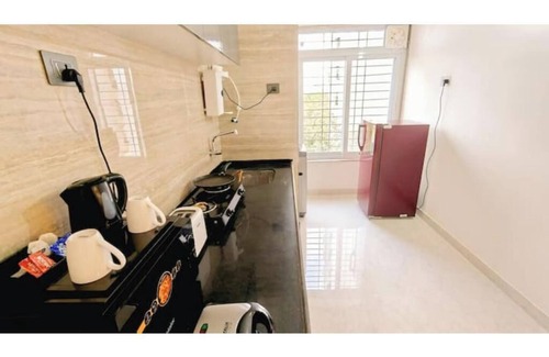 Hiranandani Gardens Appartement | 2bhk serviced apartment at powai