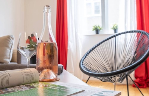 Lozenets Appartement | 2BR + 1.5 BTH | | Spacious | Kitchen | Metro