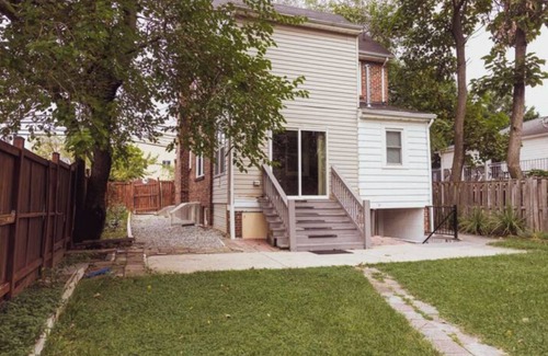 Silver Spring Appartement | 2BR & 1BA Self Contained apartment in vibrant downtown Silver Spring
