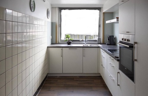 Muinkparkwijk Appartement | 2BR+1LR Apt, Only 15-Mins to Gravensteen Castle