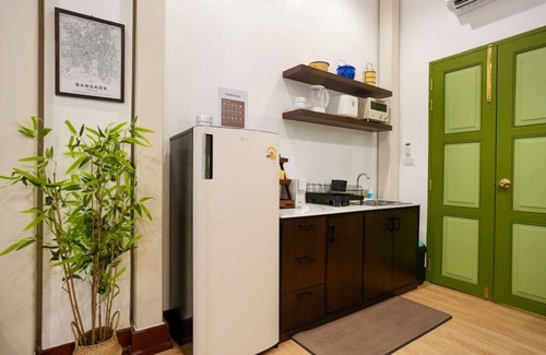 Chakkrawat Maison | 3 BR Home In Chinatown - 5 Min MRT - Nivas Wanit