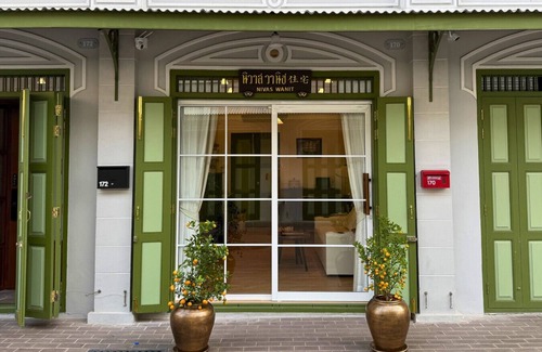 Chakkrawat Maison | 3 BR Home In Chinatown - 5 Min MRT - Nivas Wanit