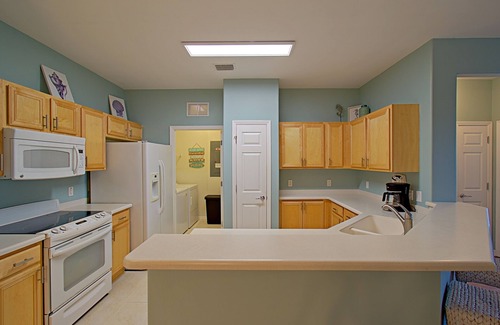 Majestic Palms Copropriété | 2BR 2 BA Close to Sanibel and Ft. Myers Beaches